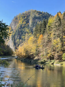 Dunajec w jesiennej scenerii