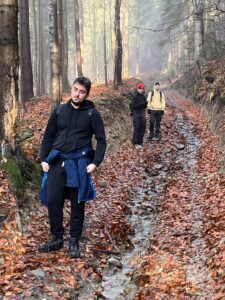 młodzież na Lubaniu w gminie Krościenko nad Dunajcem