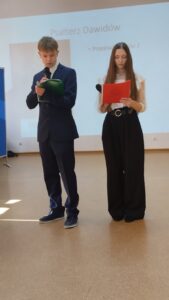 Czytanie Psalmu 1 w przekładzie Jana Kochanowskiego.