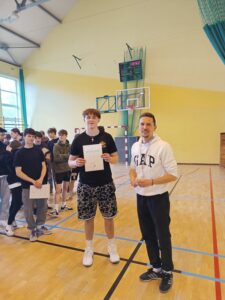 Międzyklasowy turniej piłki siatkowej chłopców