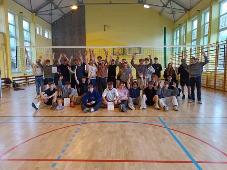 Międzyklasowy turniej piłki siatkowej chłopców